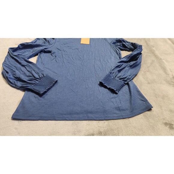 Boden Women's Size 8 Denim Blue Smocked Cuff Supersoft Top NWT - Picture 3 of 8